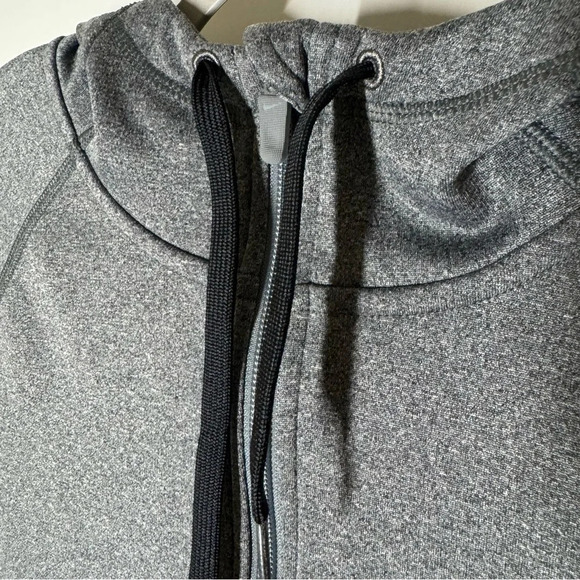 Nike DriFit Zip Up Grey Hooded Zip Up Sweatshirt Size Medium - Picture 2 of 7